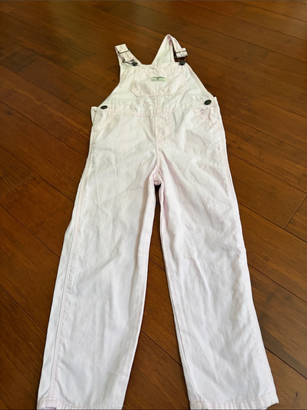 Oshkosh B’Gosh size 5T Toddler Girls Pink Denim Heart Pocket Bib Overalls